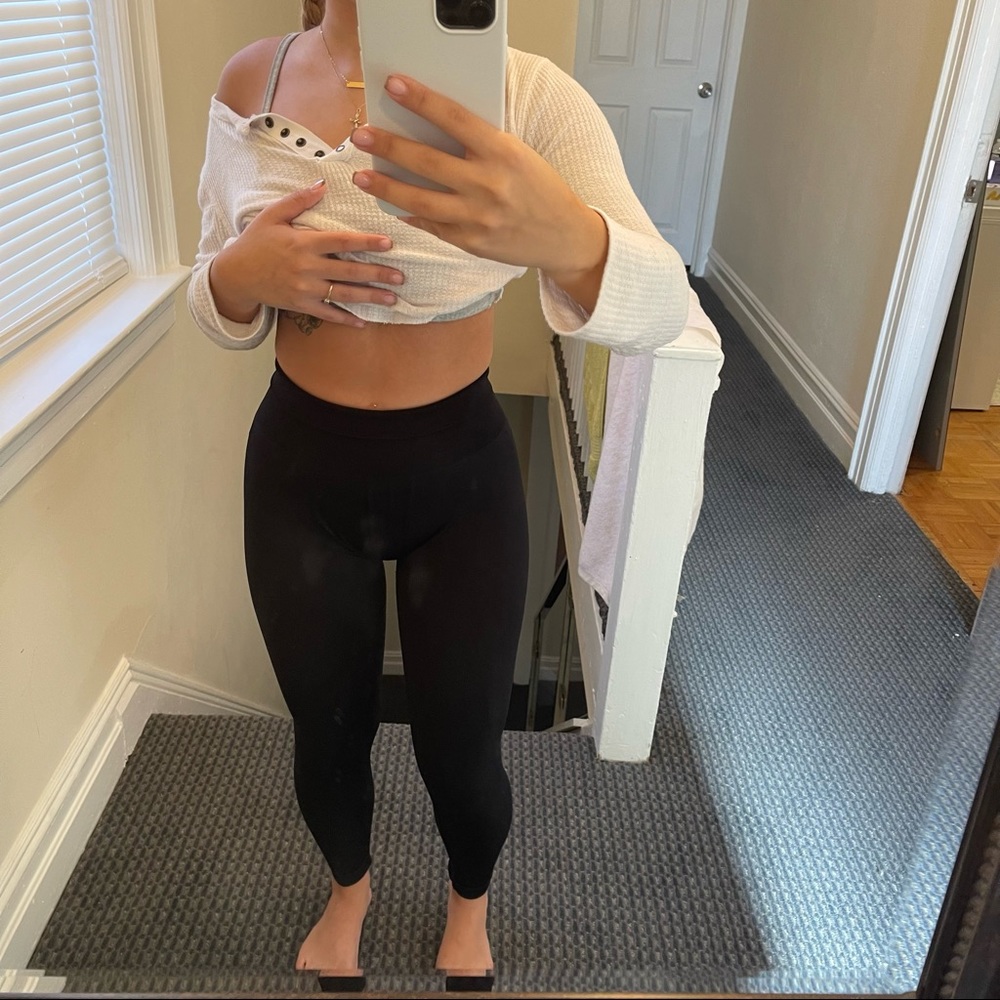 NVGTN - Black Solid Seamless Leggings